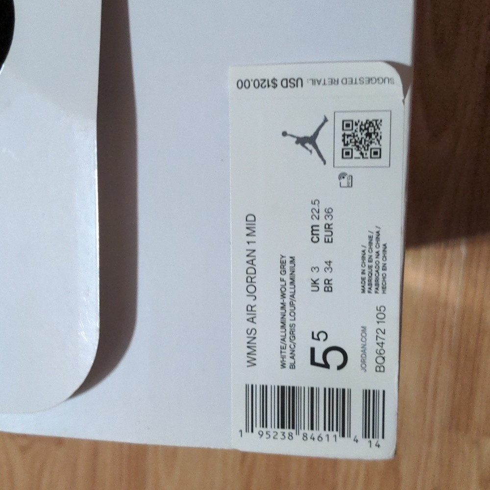 FINAL PRICE Women's Air Jordan 1 Mid Wolf Grey Aluminum - Picture 6 of 6